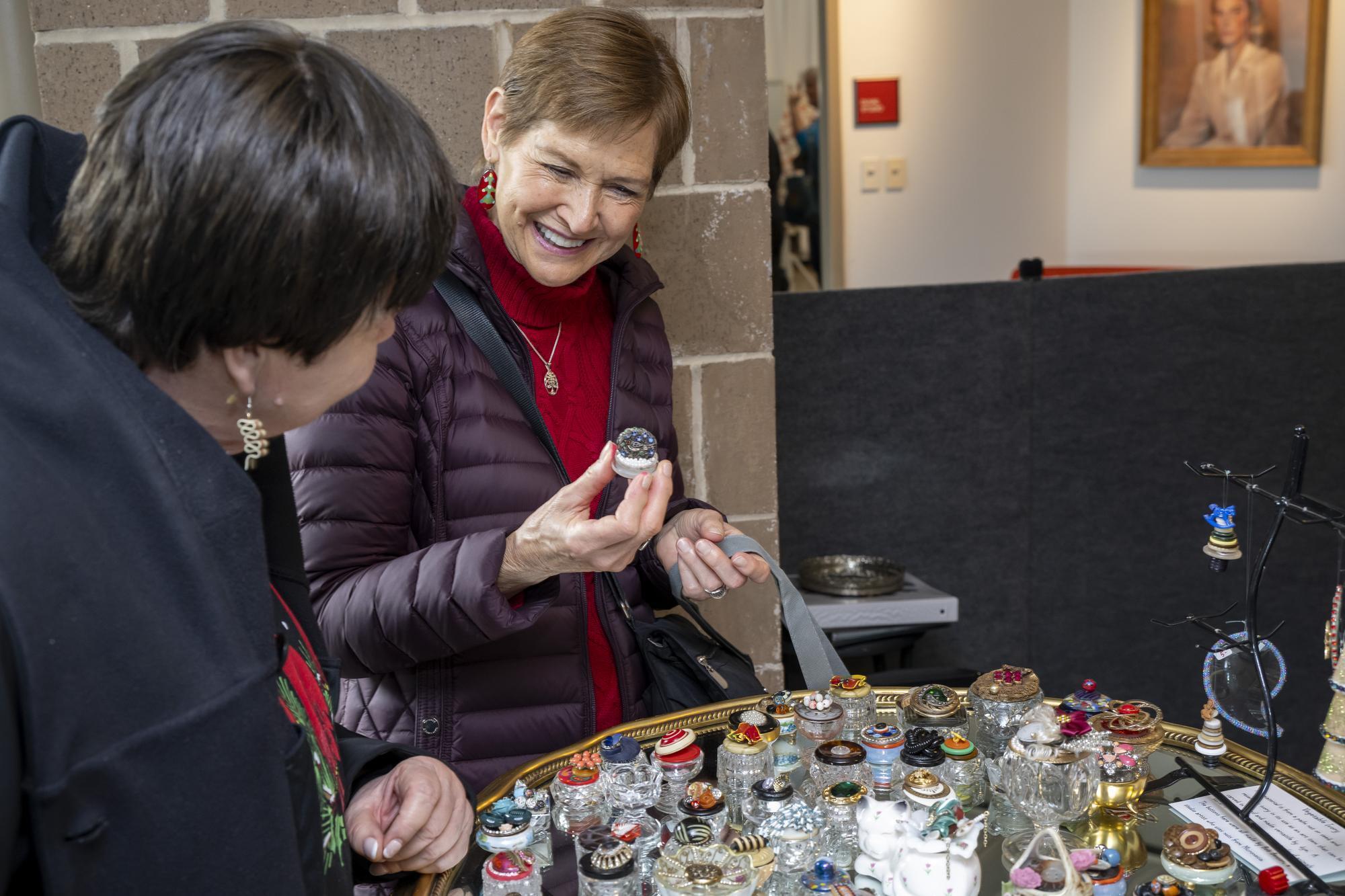 McLean Holiday Art & Crafts Festival