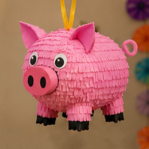 Pinata-instructor-Laura-Ramirez-Drain