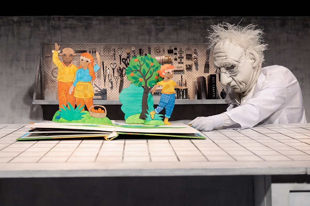 Terrapin Puppet Theatre: “The Paper Escaper”