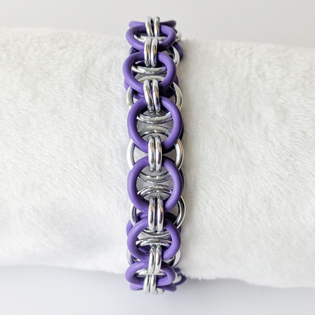 Stretchy Chainmail Bracelet Workshop (Register by 2/5)