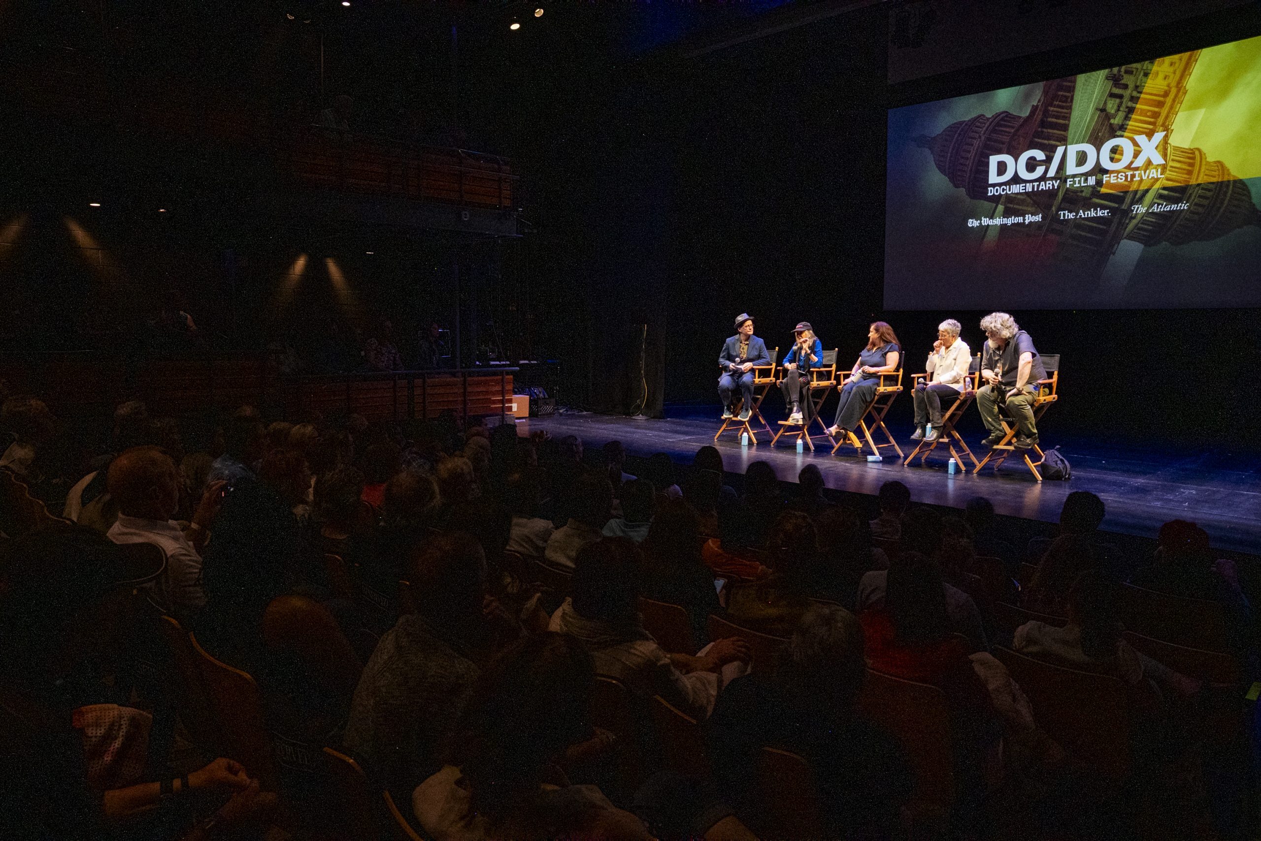 DC DOX 2025